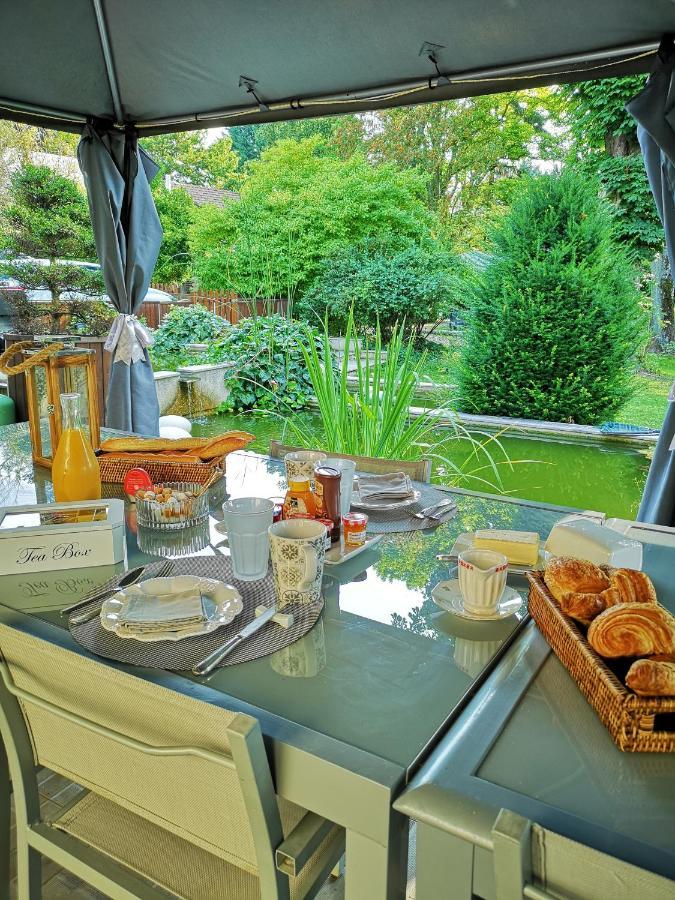 Bed and Breakfast L'Ame Des Hospitaliers Courteuil Exterior foto